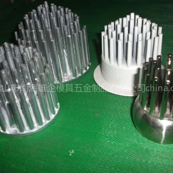 供应铝合金压铸、铝合金散热器、灯饰散热器、led散热器、压铸模具加工