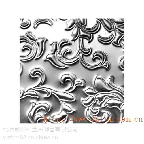 背景铜窗