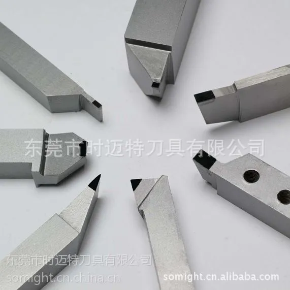 供应金刚石外圆车刀,内孔车刀,切断刀,螺纹刀,槽刀等,种类齐全