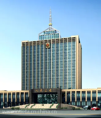 河北万信铁塔公司设计生产业务技术用房通讯铁塔 办公楼楼顶角钢组合通讯塔 楼顶不锈钢工艺塔