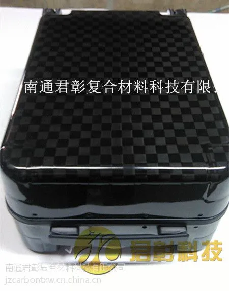 专业加工定制碳纤维拉杆箱