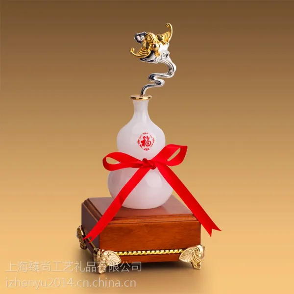 供应聚福纳祥葫芦--天然A级白玉金镶玉厂家现货礼品定制LOGO政府礼品房地产礼品务庆典礼品商务馈赠礼品