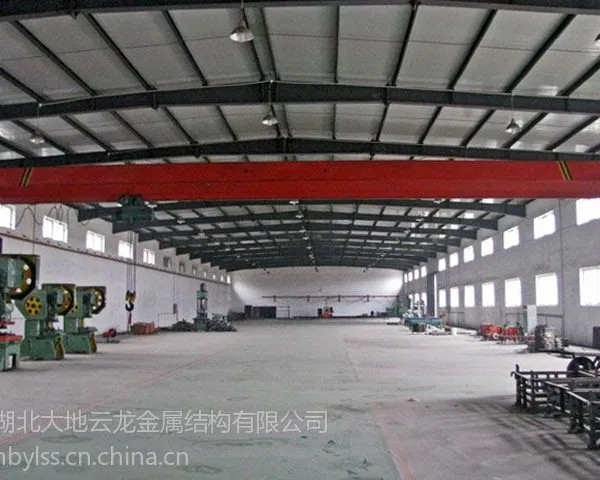 供应轻钢结构厂房安装施工-湖北武汉钢结构工程公司