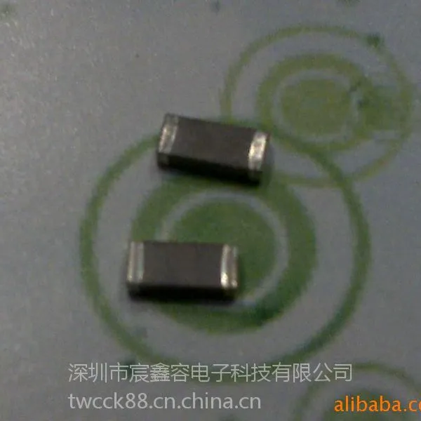 电容器500V 474 -2220封装(代替插CBB或铝电解电容缩小体积)