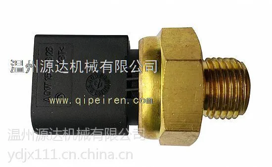 供应机油压力传感器 OEM A0071530828