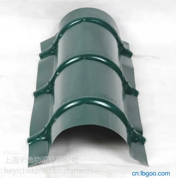 供给河南省宝钢丝绸灰518彩钢板压型钢板隐藏式咬合连接,防雨水渗漏,气密性好