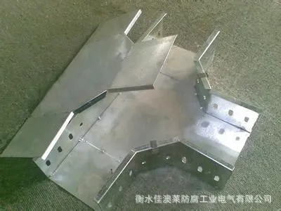 专业生产 热镀锌钢制水平弯通 各种规格型号定做
