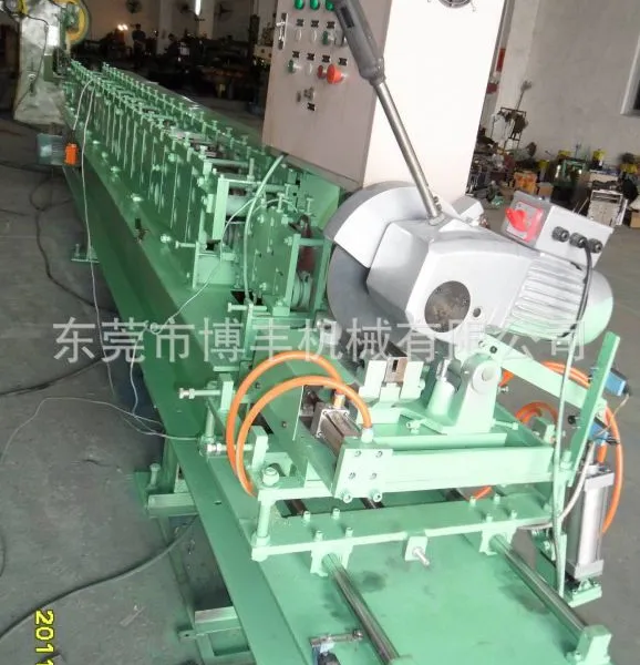 供应铝百叶窗帘，木百叶窗帘铝上轨/金属轨道冷轧成型机