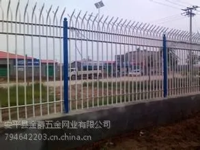 供应安平围墙铁艺护栏 安平围墙组装护栏 工地建筑铁艺护栏