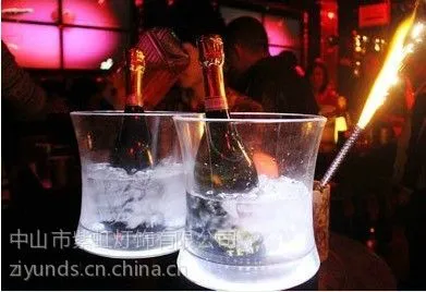 供应LED充电酒吧专用灯具,创意夜场发光冰桶