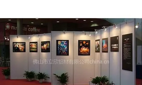 供应八棱柱展位材料，展销会铝材，书画展览屏风