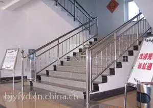 供应不锈钢自动门感应门旋转门拉闸门玻璃门制作
