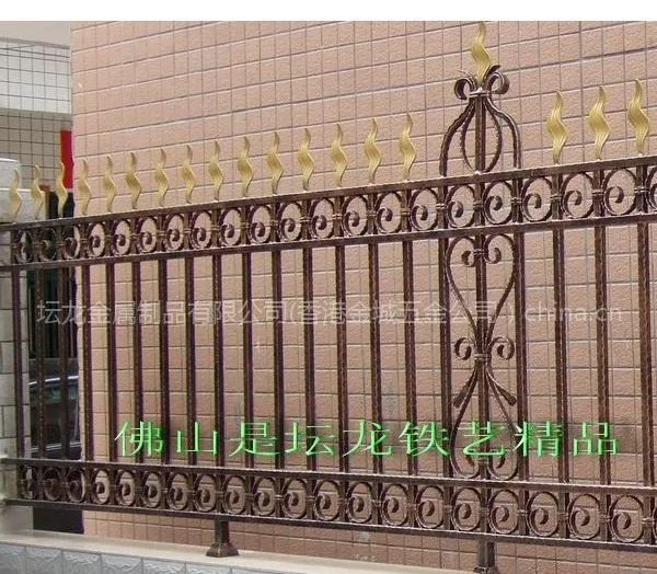 供应大量供应铁艺围栏