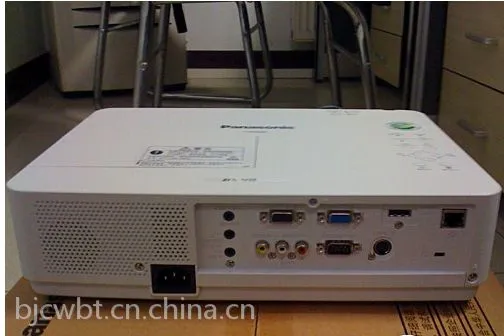 供应松下 PT-BX40