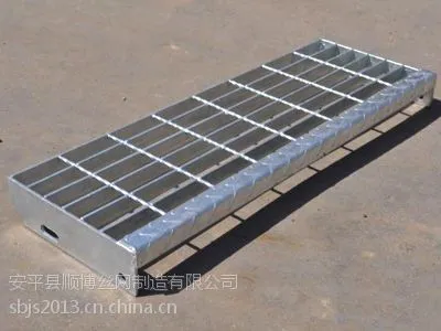 石家庄市踏步板安平县顺博丝网制造有限公司