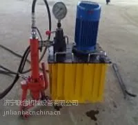 供应手提式液压钢筋调直机