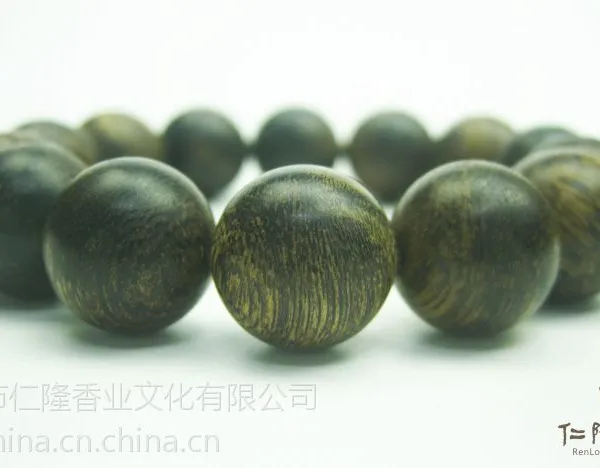 供应供应柬埔寨菩萨奇楠种顶极沉香佛珠手串