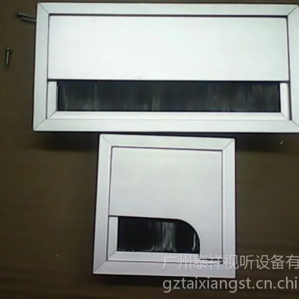 供应供应桌面插座线盒,会议室班台专用穿线盒,带毛刷式穿线盒,多款班台专用穿线盒,订做多款会议班台穿线盒