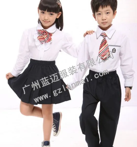 供应学生校服 学生装运动服 厂家定做