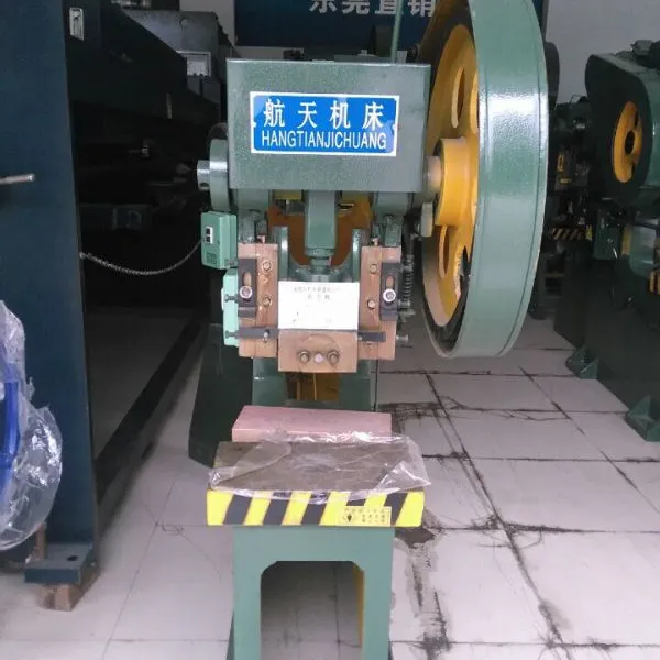 С����ͨ�崲 ����10��С����ͨ�崲����