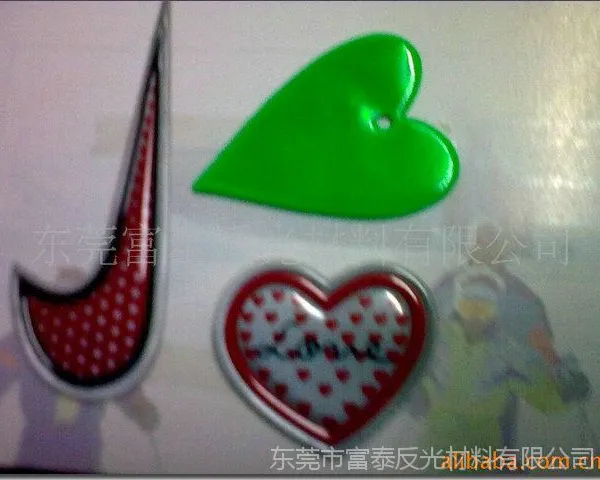 厂家直销反光标识 热销推荐 精美饰品 反光贴片 挂件 反光膜