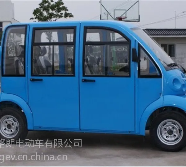 四轮电动旅游车 路朗旅游车 路朗旅游车是专业生产四轮电动旅游车的厂家