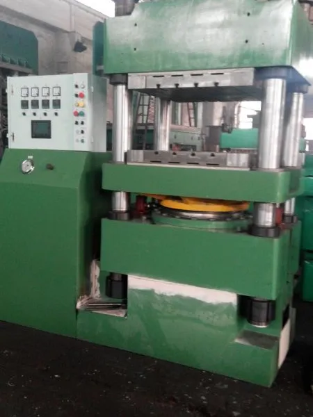 厂家直销 200吨密胺制品热压机,600x550,餐具成型机。