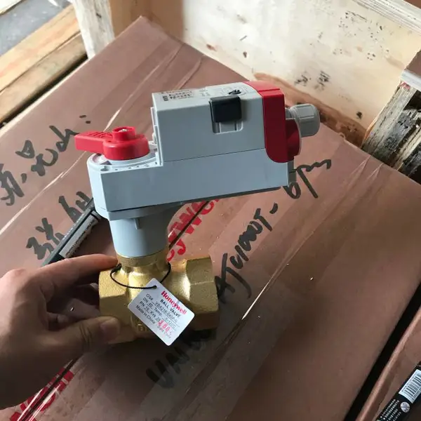 ����Τ��HONEYWELL�綯��