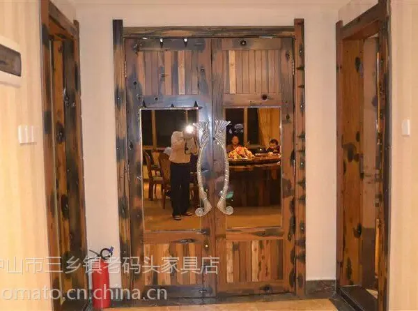 �ϴ�ľװ���й���Ӧ���ϴ�ľ�Ҿ�����