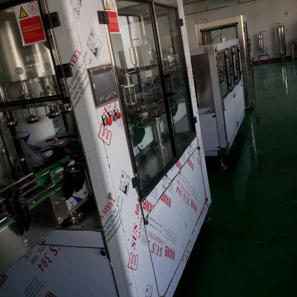 浩悦TM-210型全自动6头液体灌装机