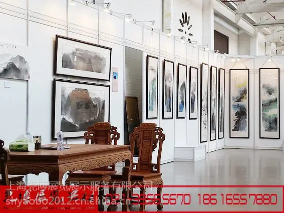 上海3米金属油画隔断展板搭建,拍卖会展板供应商