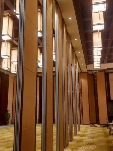 隔音效果好的会议室移动屏风隔断移门