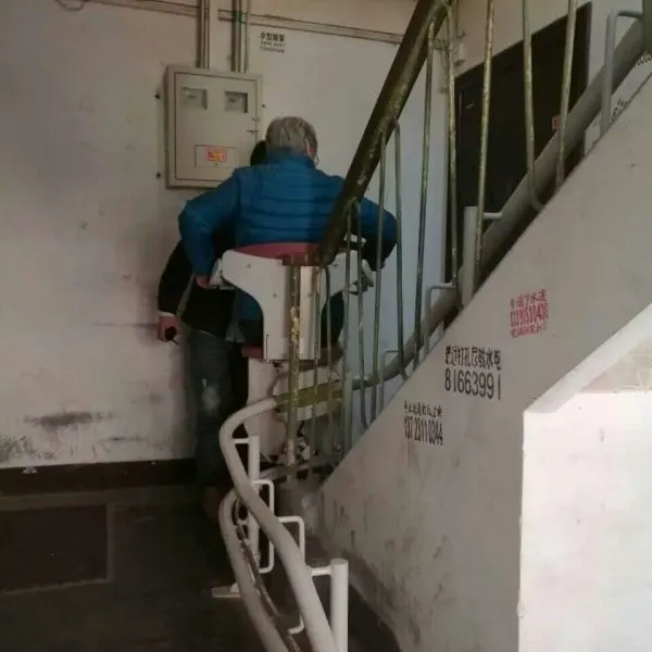家用升降座椅平台 斜挂座椅式电梯 座椅式老人升降机伊春市