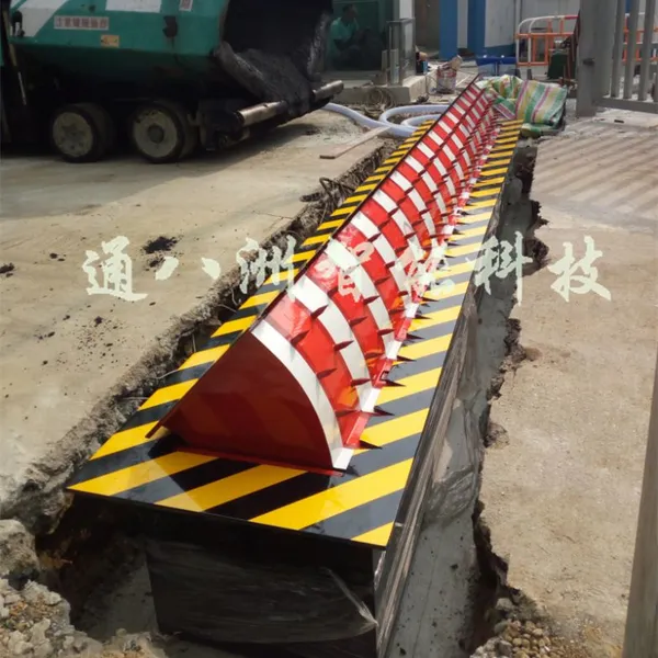 供应香港海关双面单面翻转路障机、通八洲海南看守所防撞墙