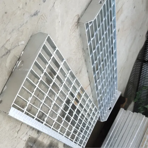 ���ϸָ�դ����@���ϸָ�դ��Ӧ��@���ϸָ�դ�ǰ�