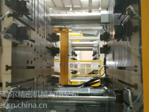 压铸机快速换模(舒勒尔)