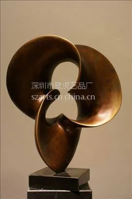 供应深圳酒店雕塑 不锈钢荷叶 复合材料花瓶 金属壁挂 透明树脂摆件 时尚雕塑流行雕塑 复古雕塑