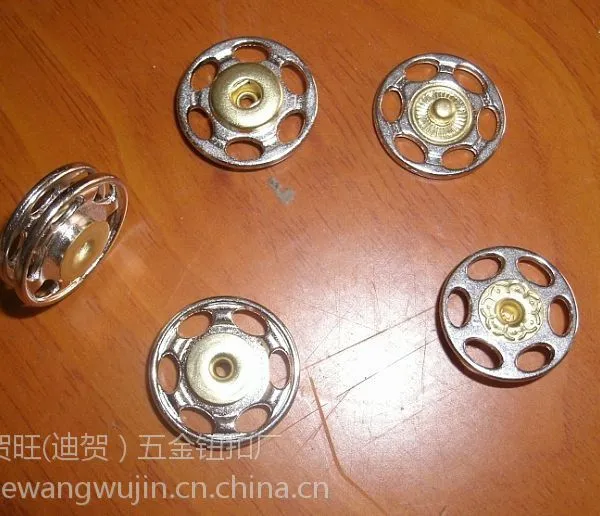 供应***环保手缝四合扣、***环保手缝组合四合纽