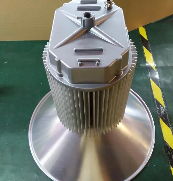 高LED贴片工矿灯200W LED工矿灯200W 3030贴片工矿灯200W LED厂房灯