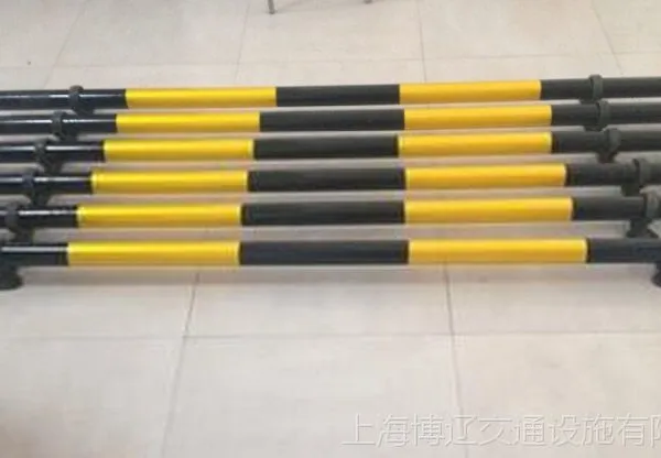 钢管挡轮器 车轮挡车器 防撞定位块 挡轮杆 车位停止线 车轮档 停车挡轮器、钢管挡轮器价格、停车挡轮