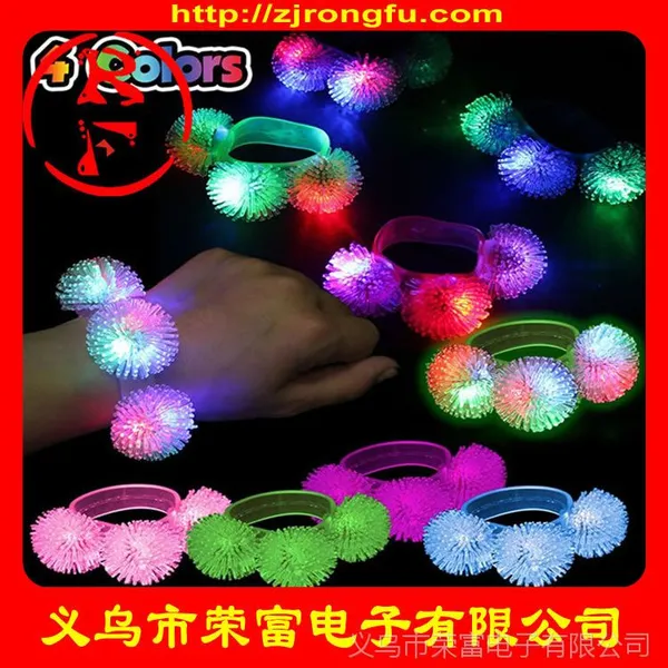 特价万圣节闪光手镯儿童玩具七彩闪光手环节日礼品定制地摊货源