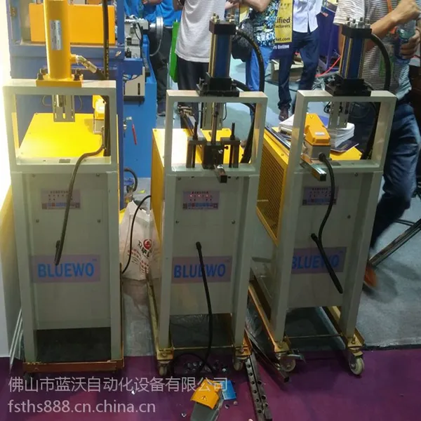 ���֣�bluewo��r63-1�Ͳ����Һѹ��׻� ���Ͻ��Ͳĳ崲