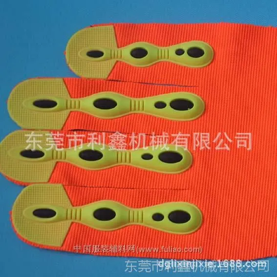 供应TPR设备 TPR机器 TPR商标成型机 户外手套商标手套压花机