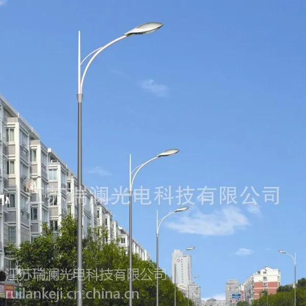 供应供应6米单臂路灯,6米单臂道路灯杆,6米单臂路灯价格