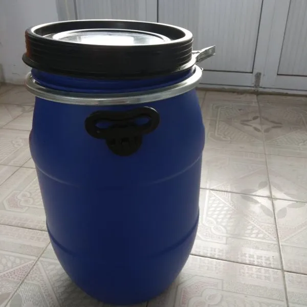 塑料桶60升双耳抱箍桶60公斤大口化工塑料罐50公斤广口桶