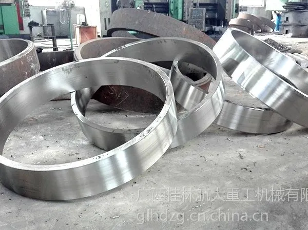 桂林航大重工雷蒙磨粉机最常用配件-磨环