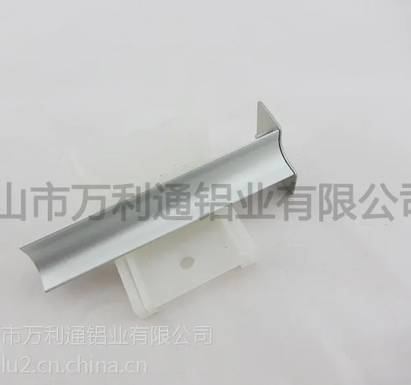 214 铝合金踢脚线 佛山市万利通踢脚线