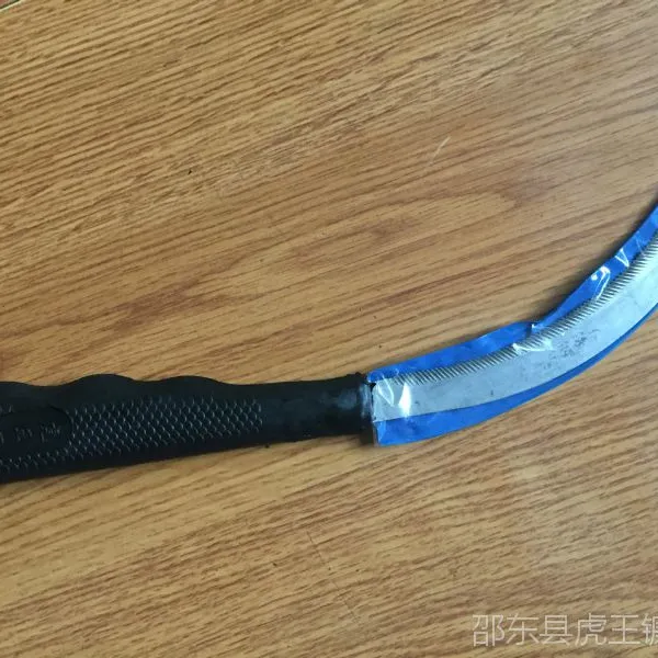 厂家供应虎锯齿镰刀,农用镰刀,胶柄镰刀