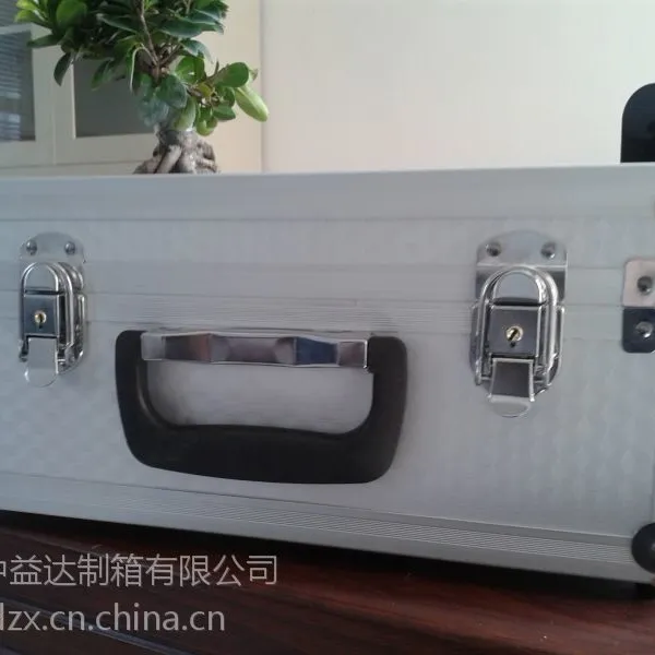 厂家直销供应2022新款铝合金箱 航空箱,箱子定制