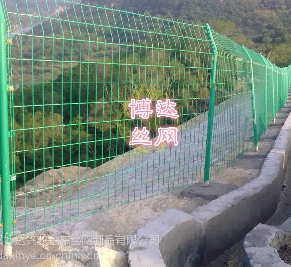 围山护栏网价格、围山铁丝网厂家、围山用网围栏规格【工厂直销】